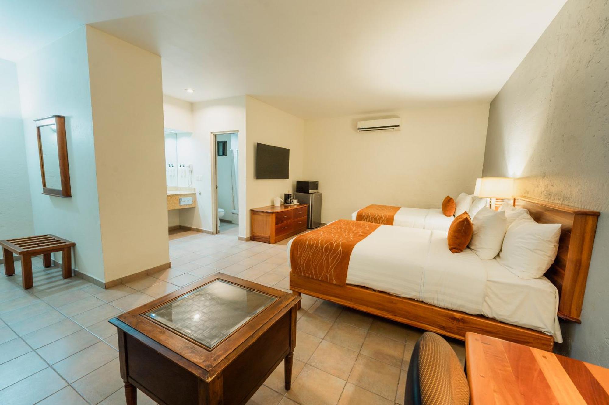 Comfort Inn Tampico Kültér fotó